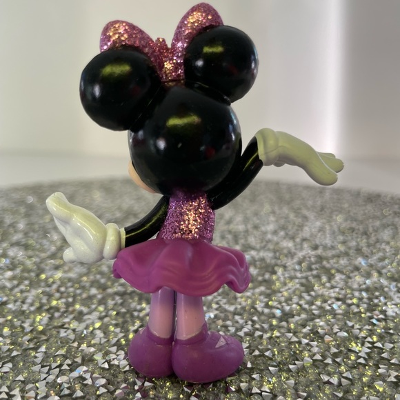 Minnie Mouse Figurine - Picture 6 of 10